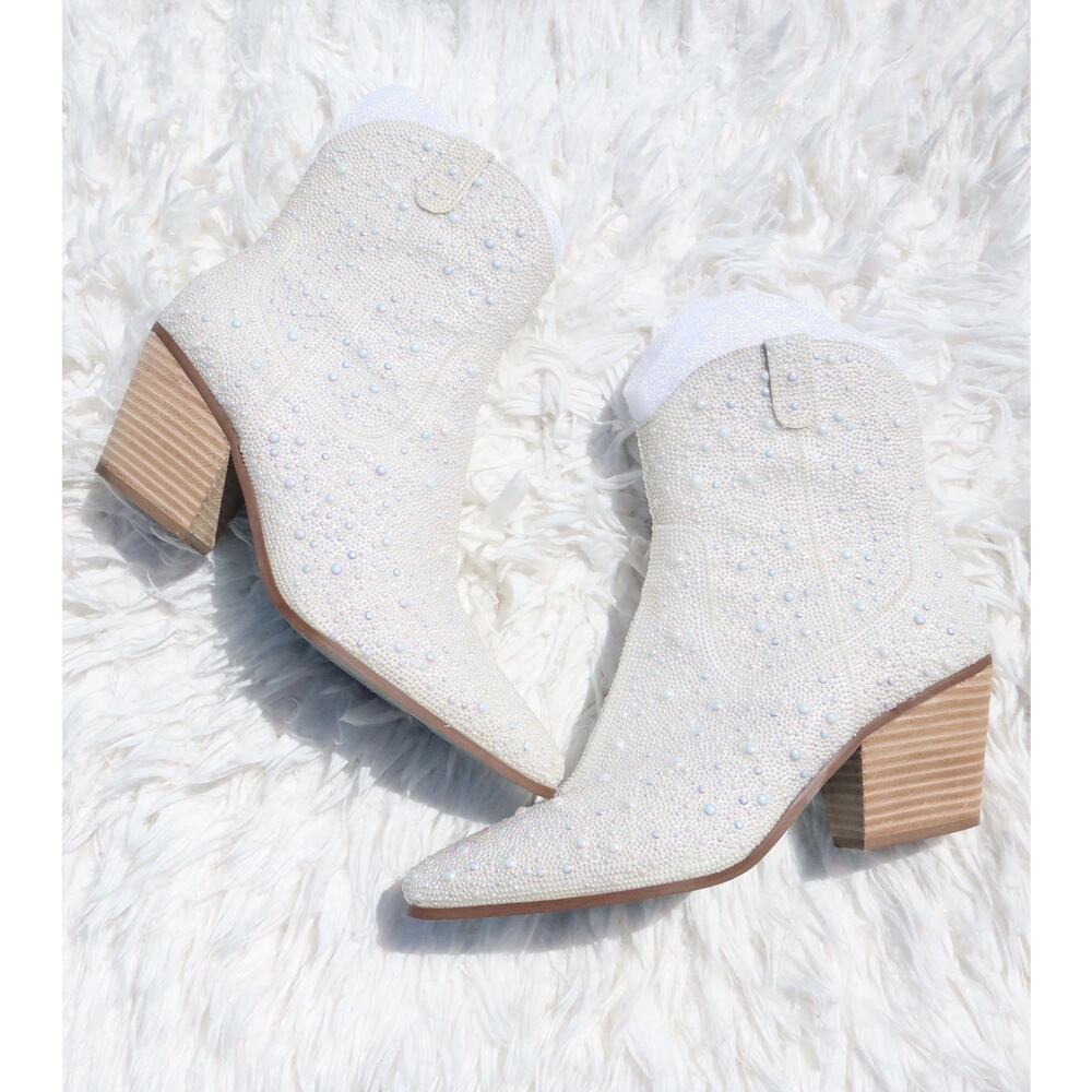 Betsey Johnson SB-Emory Pearl Rhinestone Western Ankle Boots White Size 10